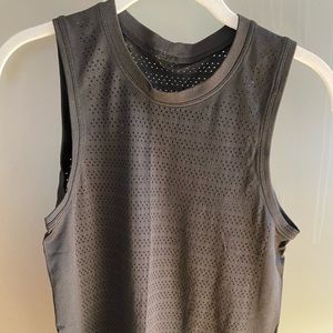 Lululemon training tank XS or S